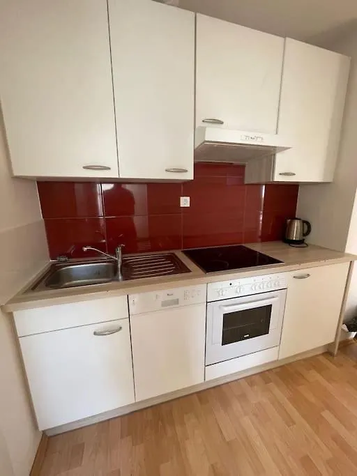 Appartement Moderne Dachgeschosswohnung In Bester Lage - Self Check In Graz Oostenrijk
