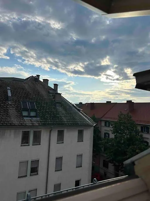 Moderne Dachgeschosswohnung In Bester Lage - Self Check In Graz 0*,